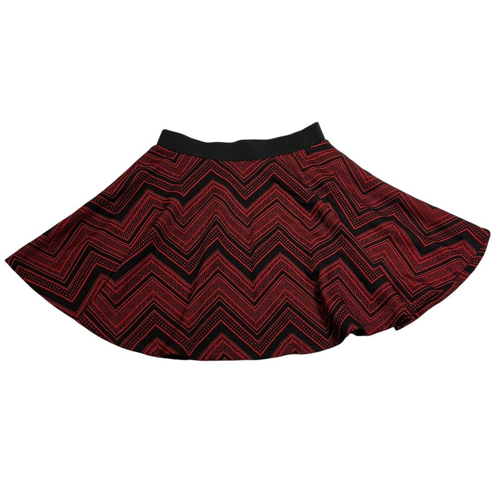 Women's Chevron Flare Mini Skirt Size XS Trendy Colorful Casual Y2K Preppy